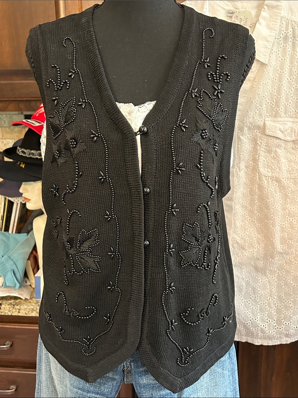 Requirements Sz L Black Beaded V-Neck Women's Sweater Vest